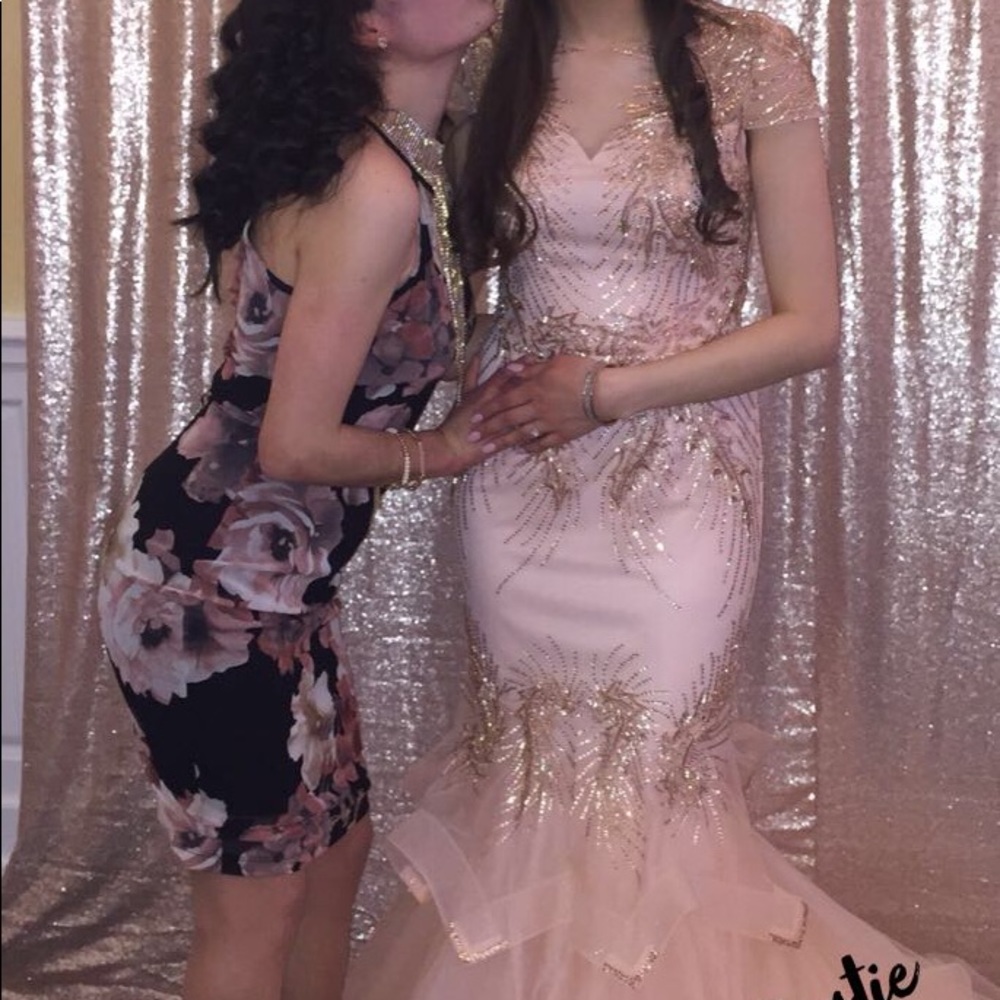 Jovani Dress 💕 - Picture 3 of 6